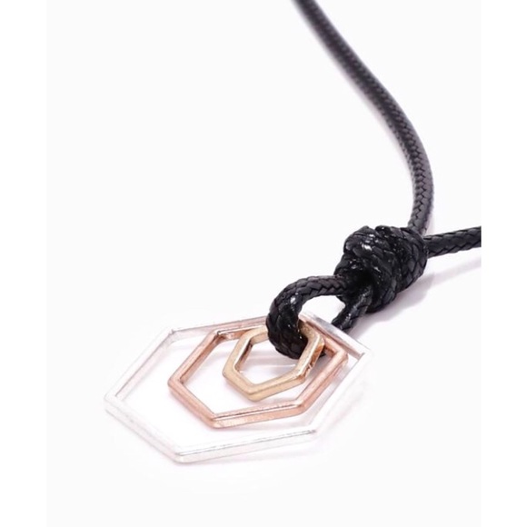 New Black Geo Charm Necklace - Picture 2 of 2